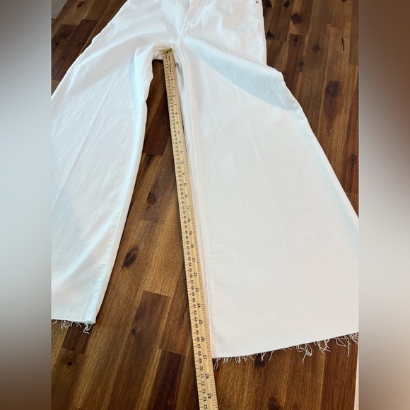 Madewell Flared Wide-Leg Crop Jeans Women's Size 29 in Pure White raw hem NEW - Picture 9 of 15